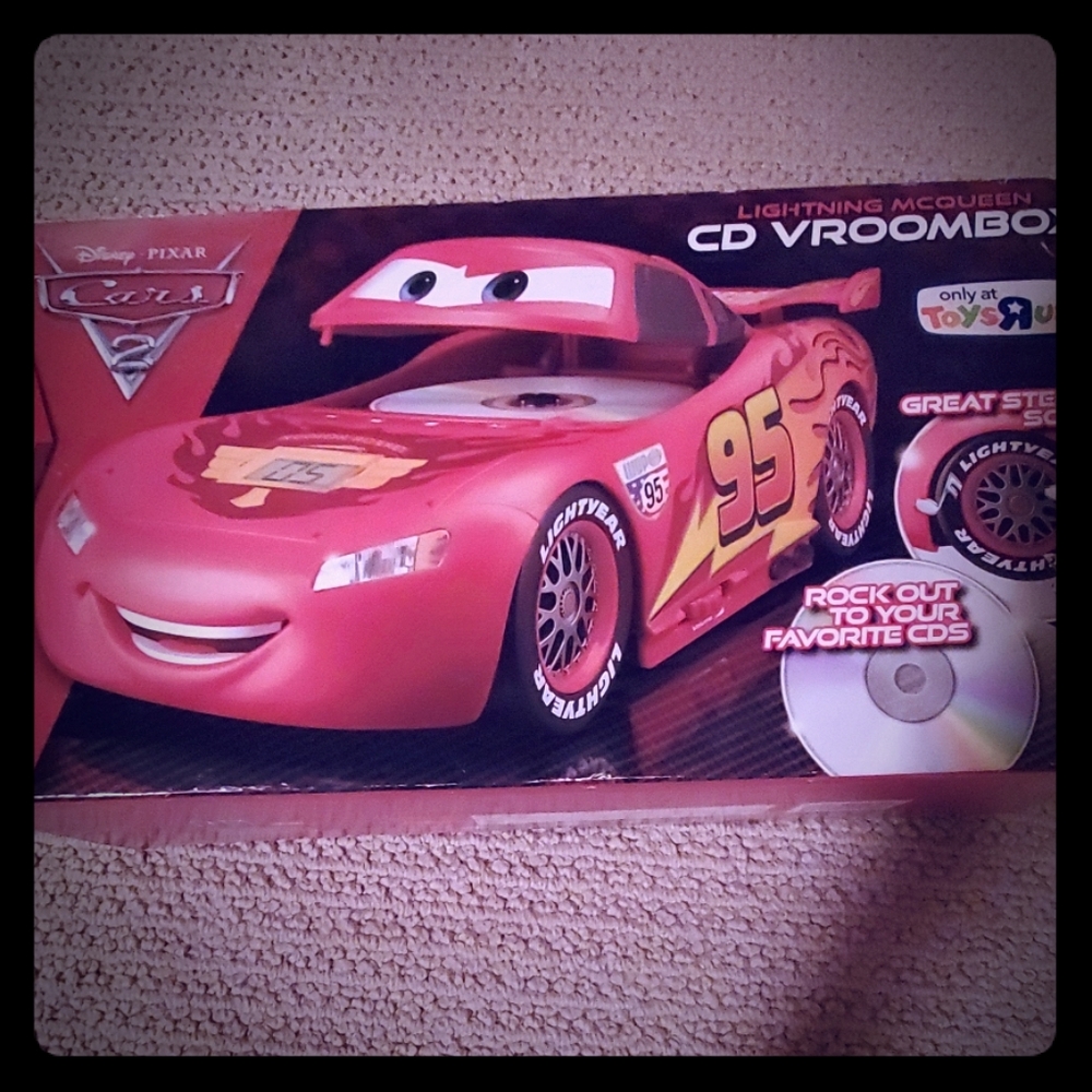 Car 2 vroombox ( never been used)